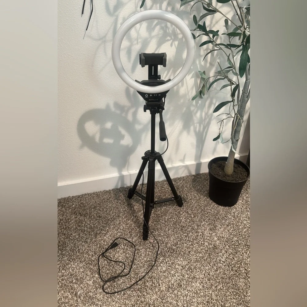 Sensyne 10” Ring Light with 50” Extendable Tripod Stand, LED Circle Lights